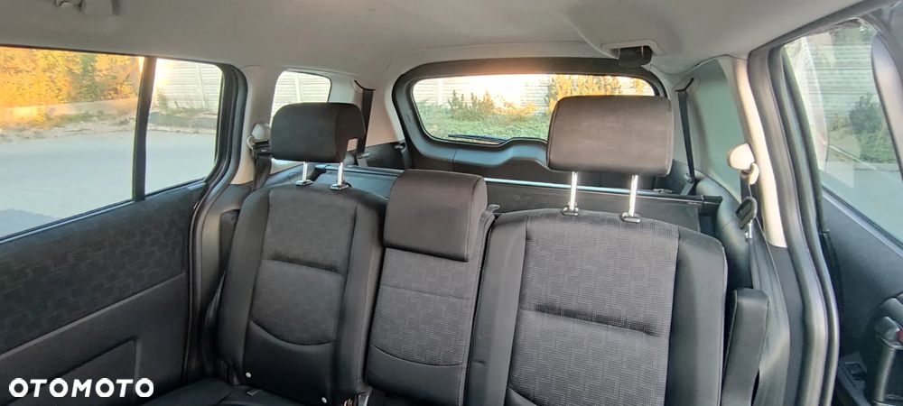 Mazda 5 2.0 CD DPF Exclusive - 12