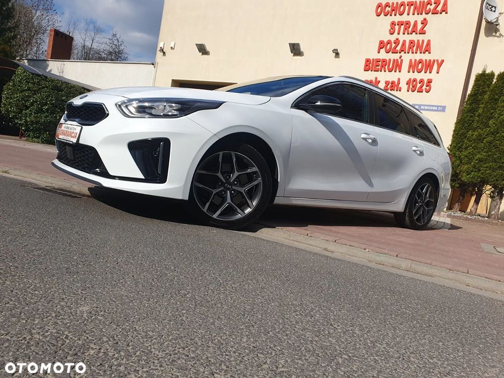 Kia Ceed 1.4 T-GDI OPF GT Line - 30