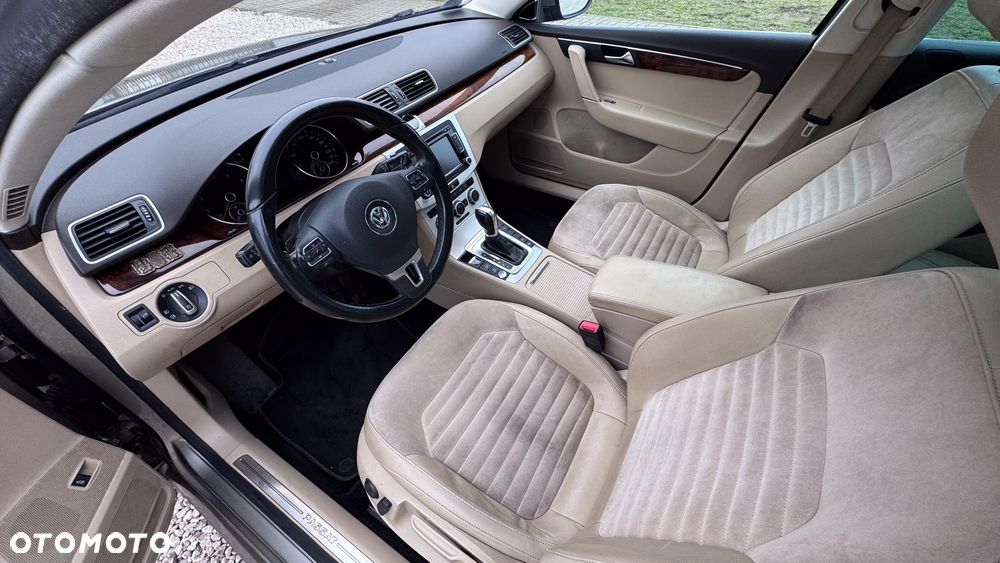 Volkswagen Passat 1.8 TSI Highline DSG - 14