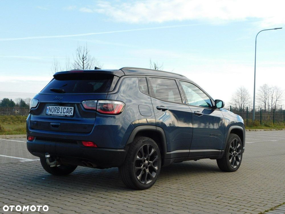 Jeep Compass - 4