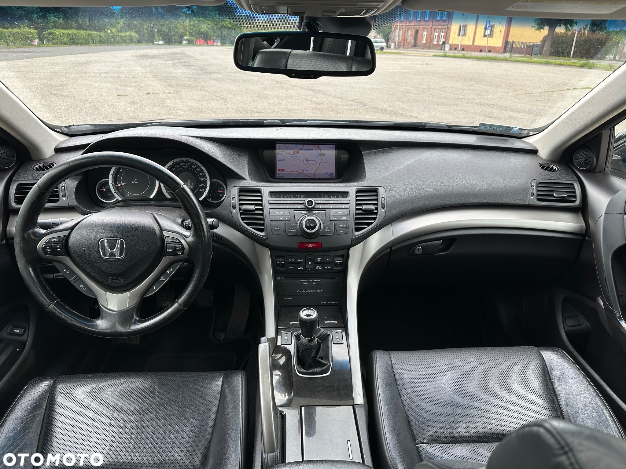 Honda Accord 2.0 Executive Nav - 16