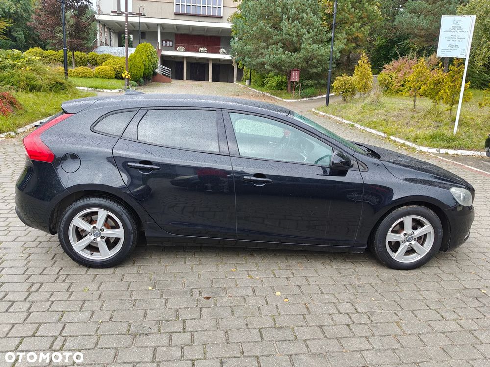 Volvo V40 D2 Kinetic - 17
