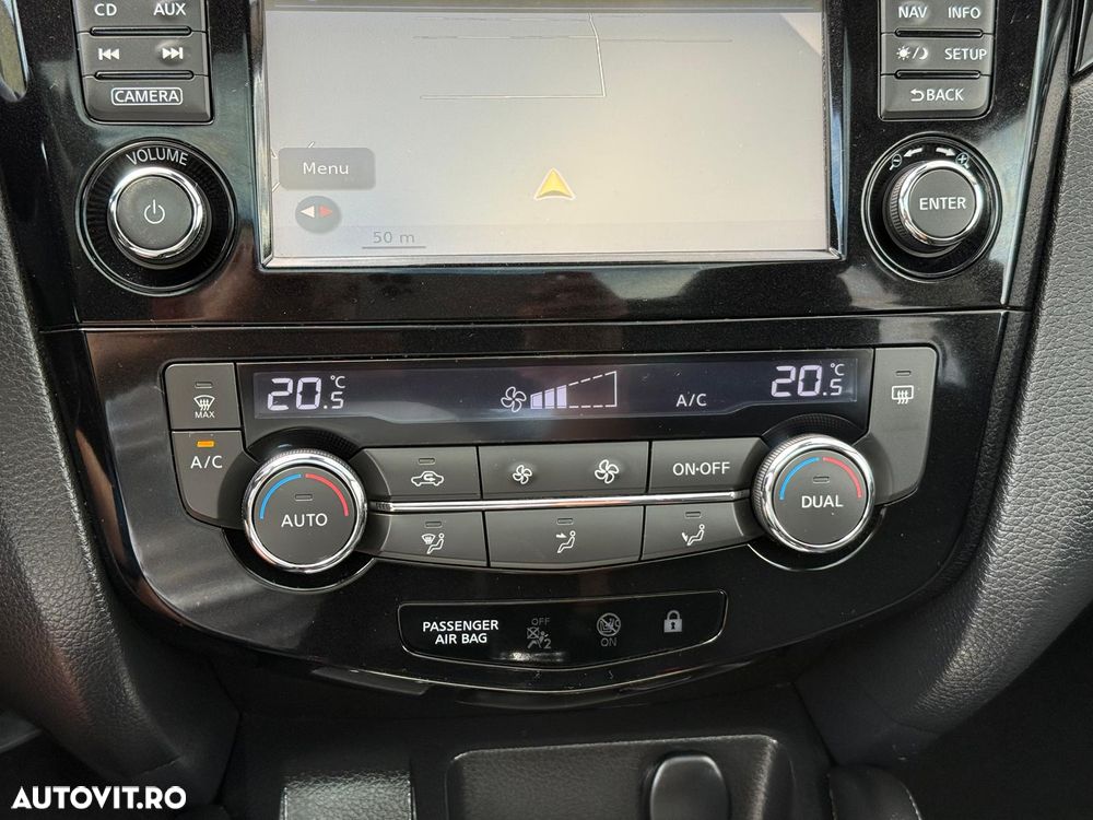 Nissan Qashqai 1.5 DCI N-Connecta - 24