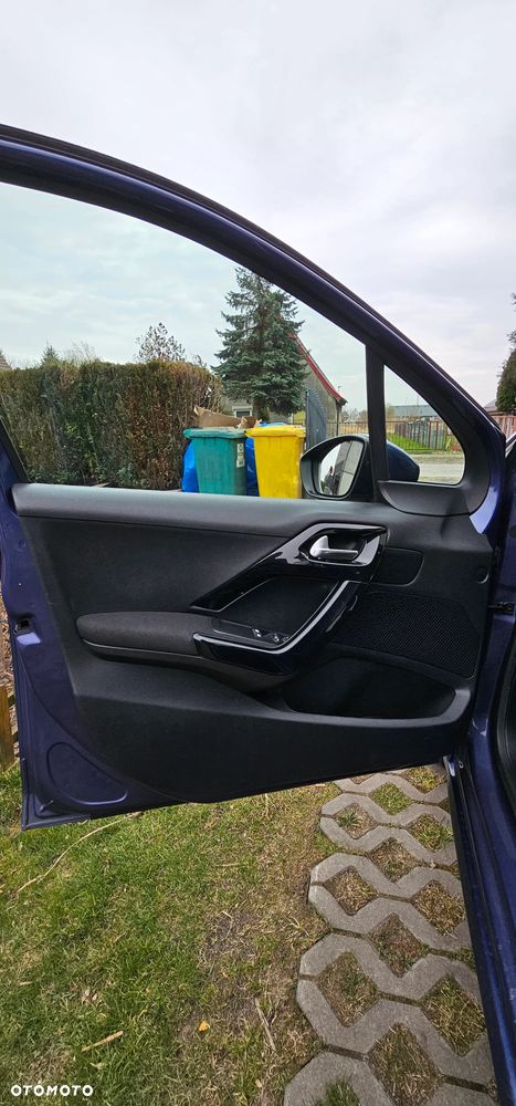 Peugeot 208 1.6 BlueHDi Active S&S - 5