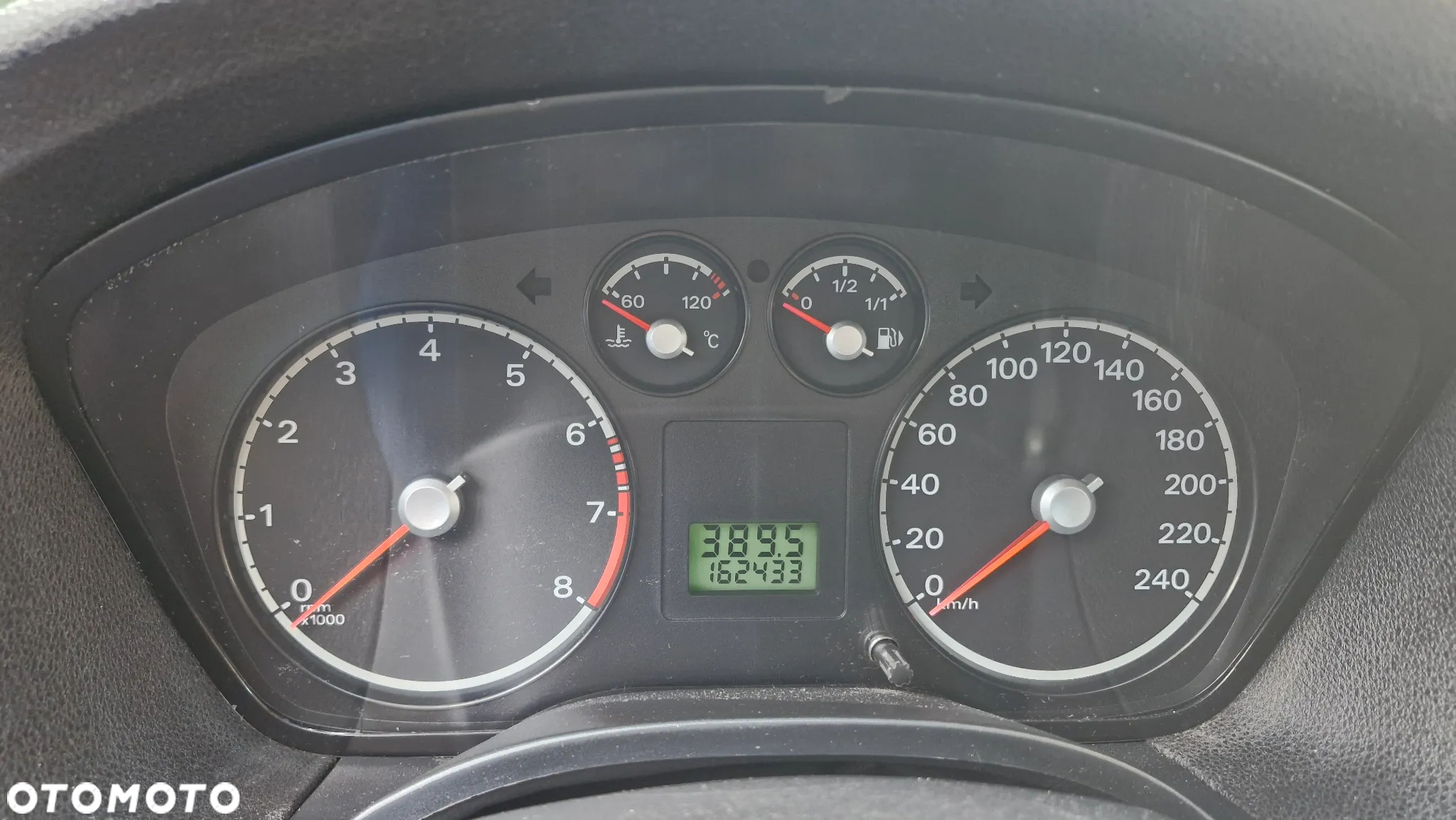 Ford Focus - 7
