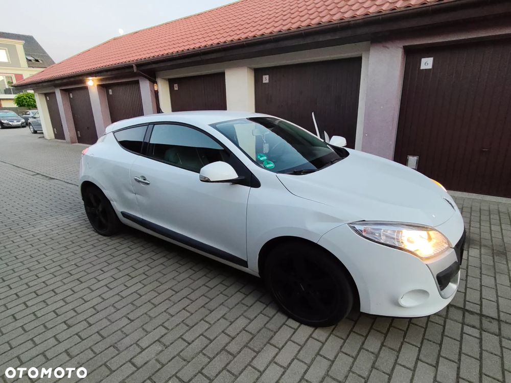 Renault Megane 1.6 16V Dynamique - 1