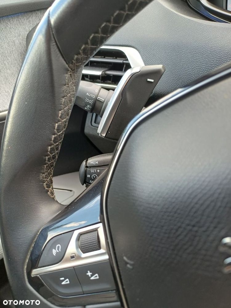 Peugeot 3008 1.6 THP Allure S&S EAT6 - 21