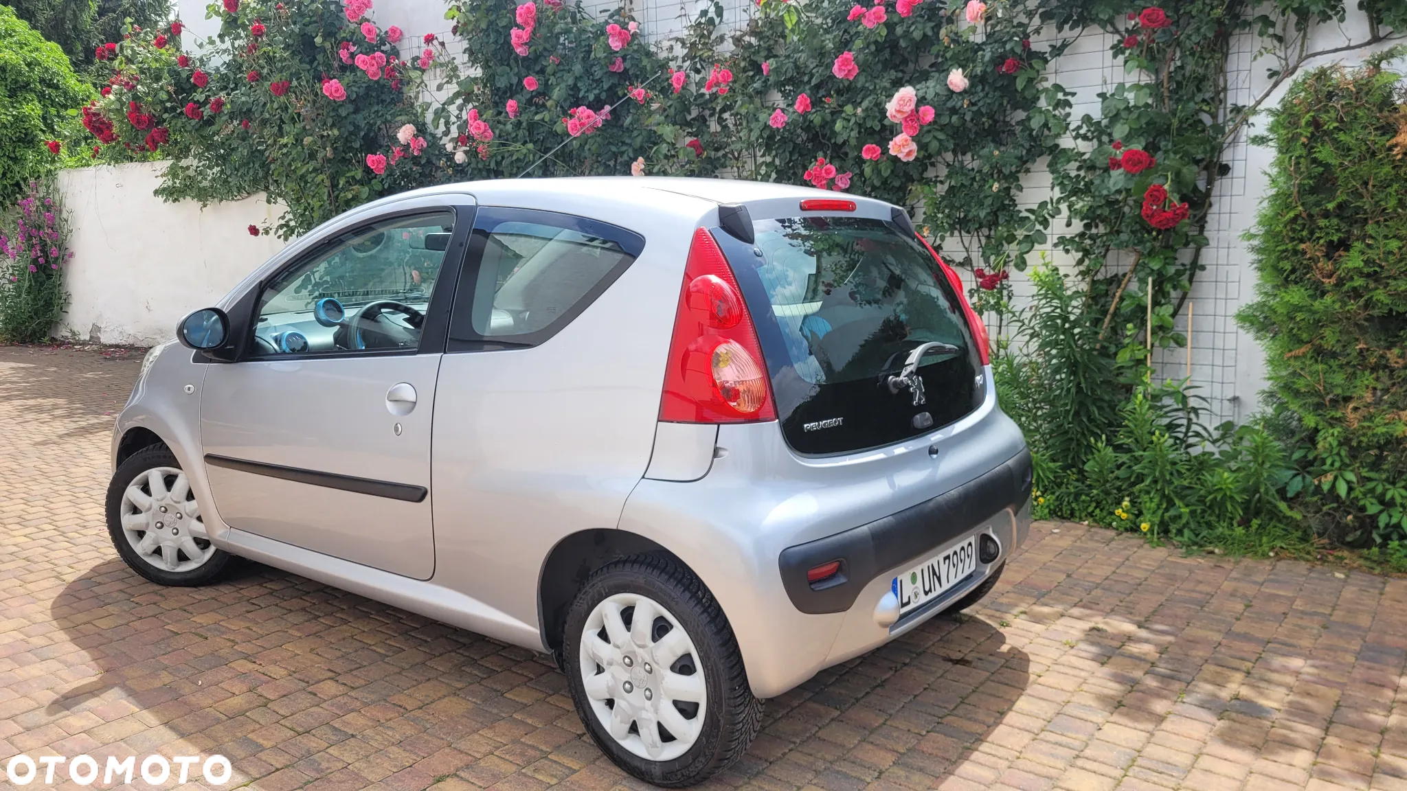 Peugeot 107 1.0 Happy Euro5 - 6