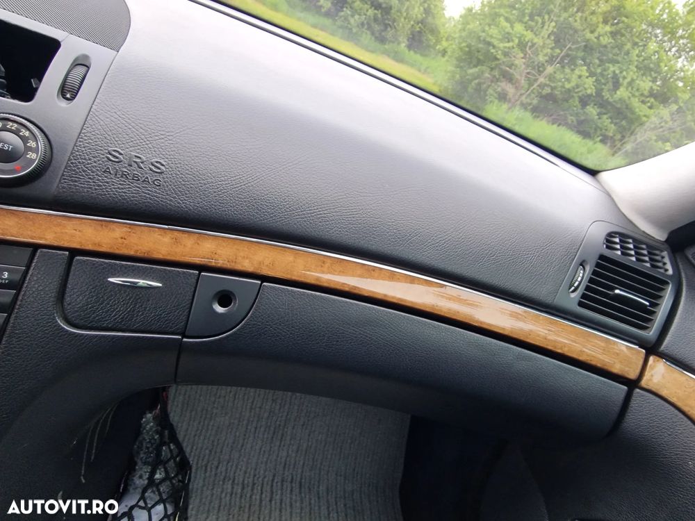 Mercedes-Benz E - 14