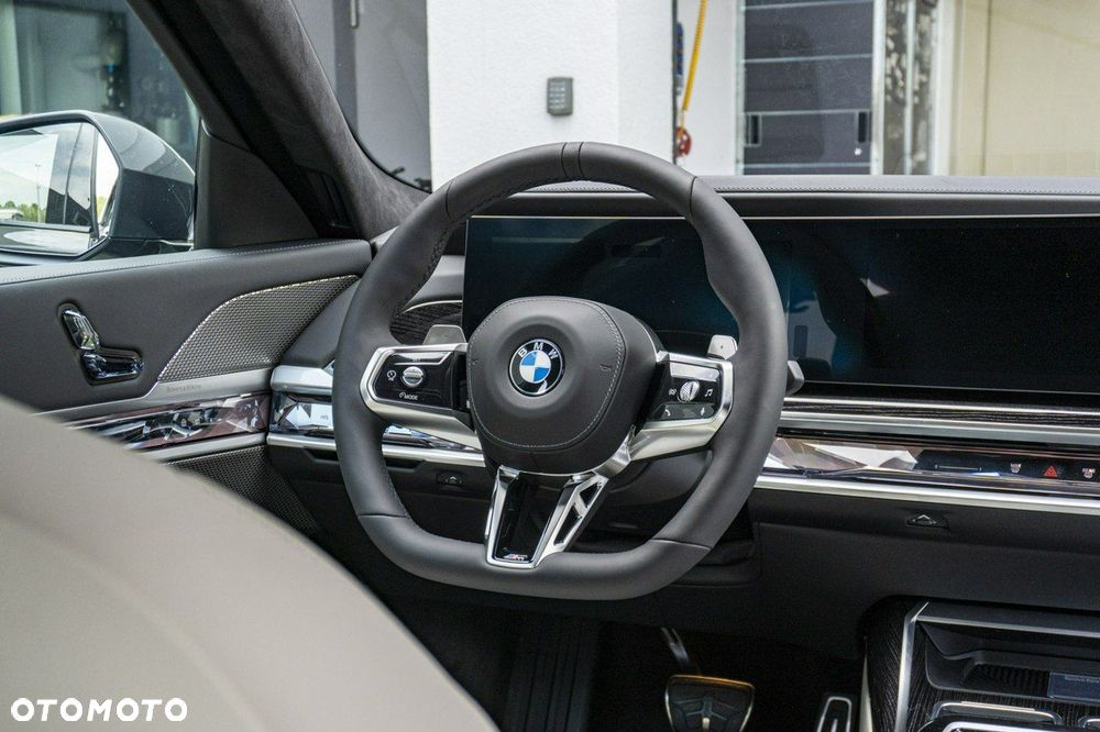 BMW Seria 7 - 22