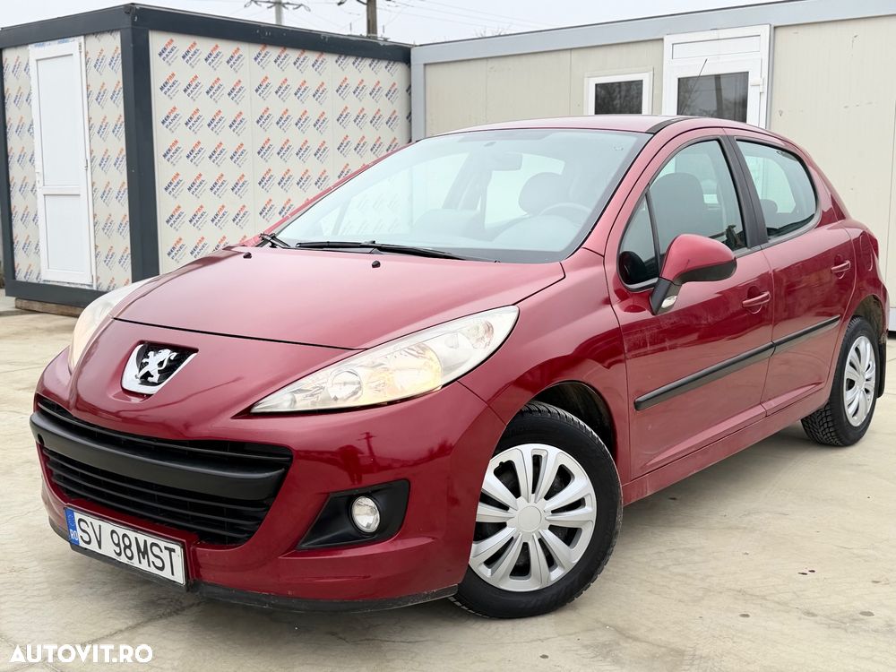 Peugeot 207 - 1