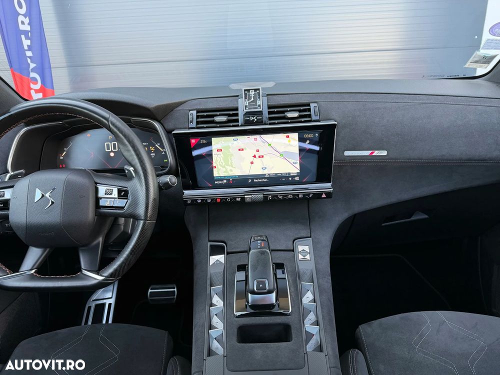DS Automobiles DS 7 Crossback - 17