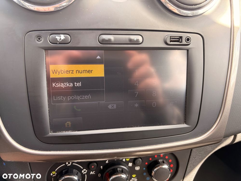 Dacia Sandero 0.9 TCe Laureate - 13