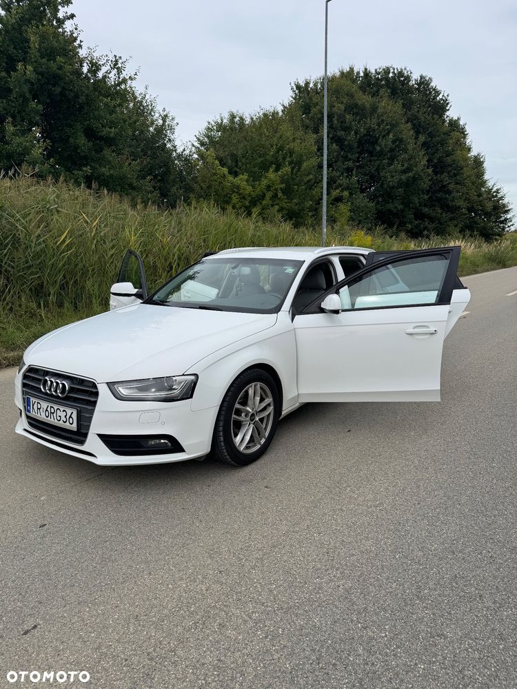 Audi A4 Avant - 16