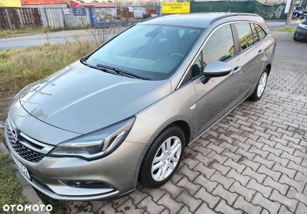 Opel Astra 1.4 T Enjoy - 11