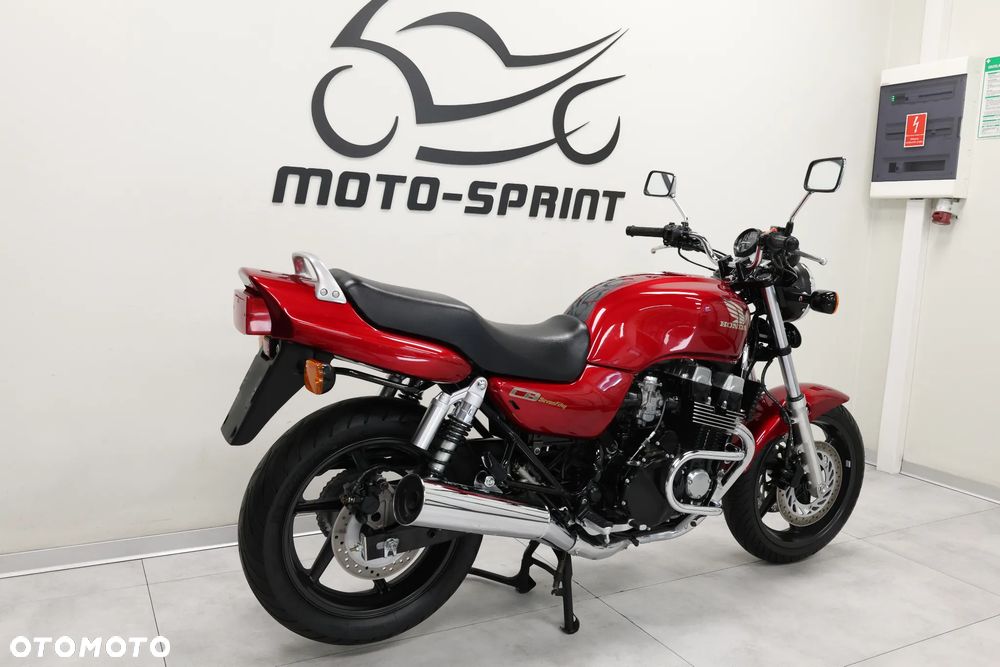 Honda CB - 9