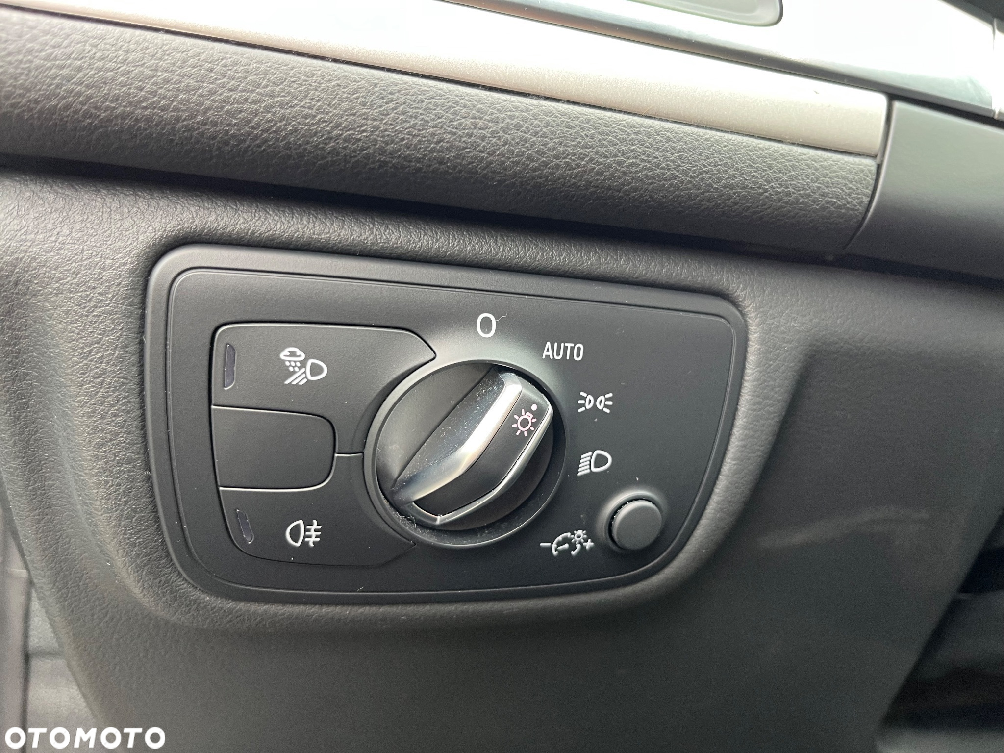 Audi A6 Avant 2.0 TDI Ultra DPF S tronic - 21