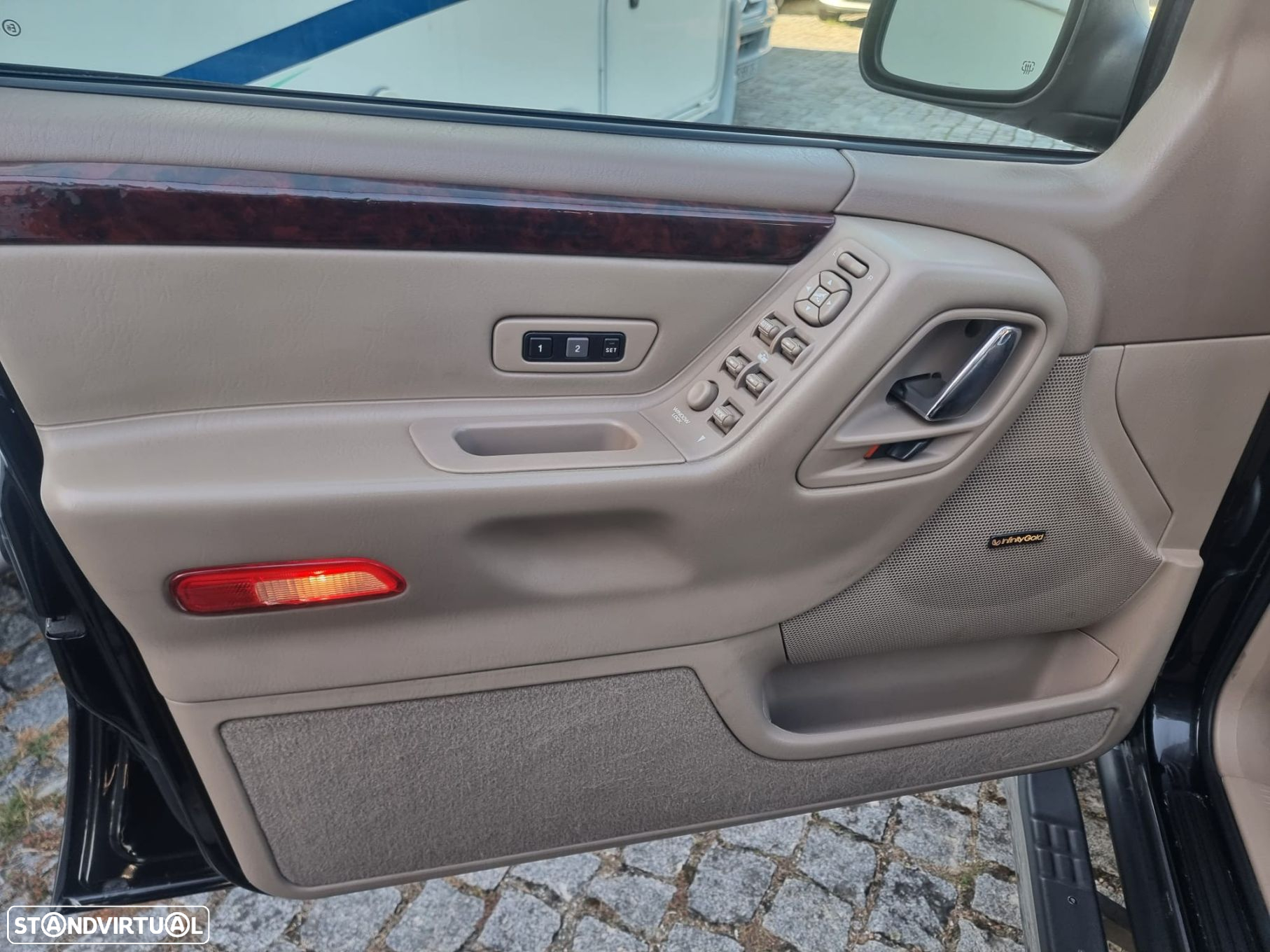 Jeep Grand Cherokee 3.1 TD Laredo - 23