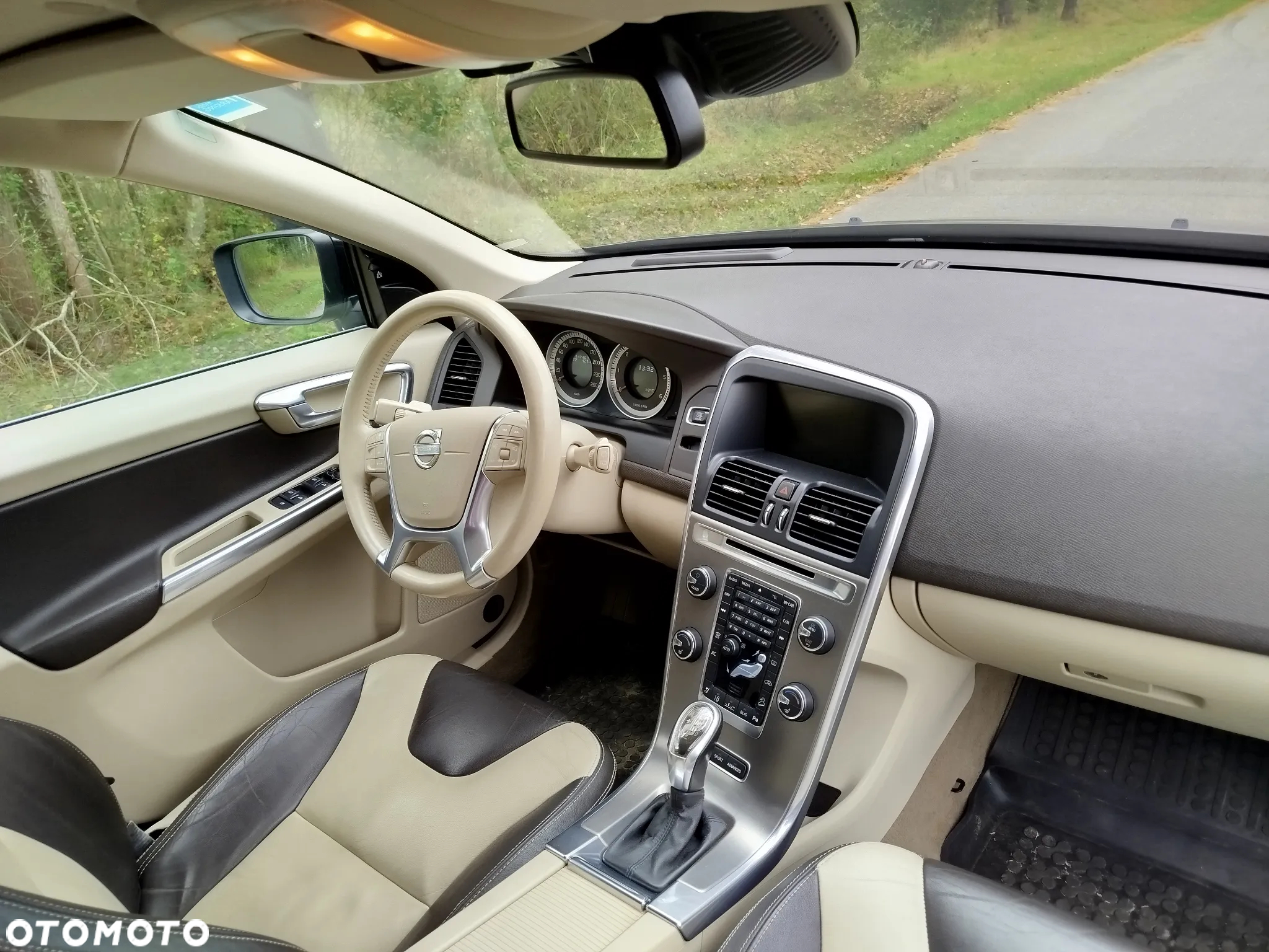 Volvo XC 60 - 8