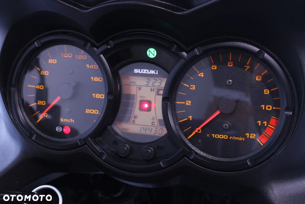 Suzuki DL - 8