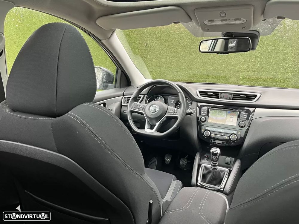 Nissan Qashqai 1.5 dCi N-Connecta Led - 3