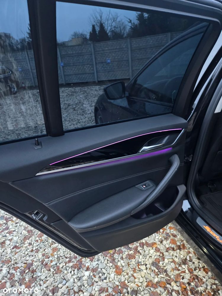 BMW Seria 5 520d Sport Line sport - 15