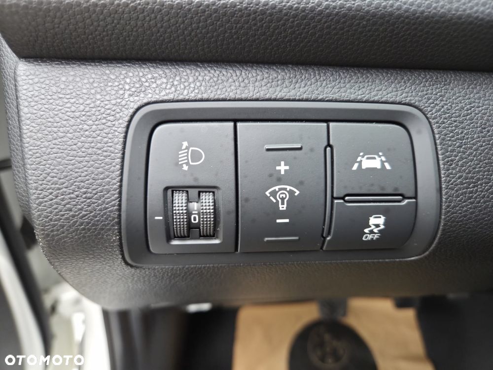 Hyundai i20 blue 1.2 YES!+ - 13