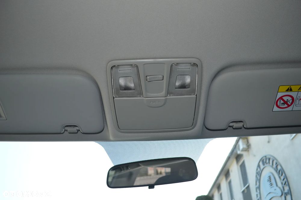 Kia Ceed - 22