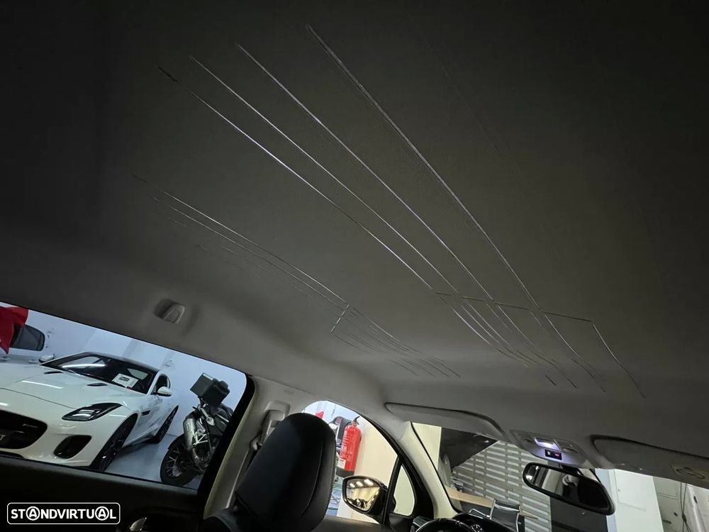Peugeot 2008 1.2 PureTech GT Line — fotografia 32