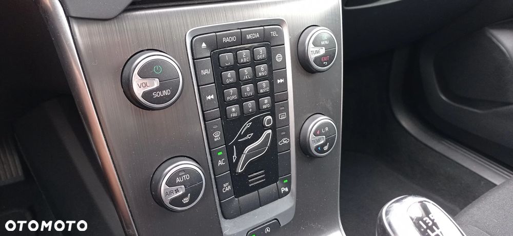 Volvo V40 T2 - 11