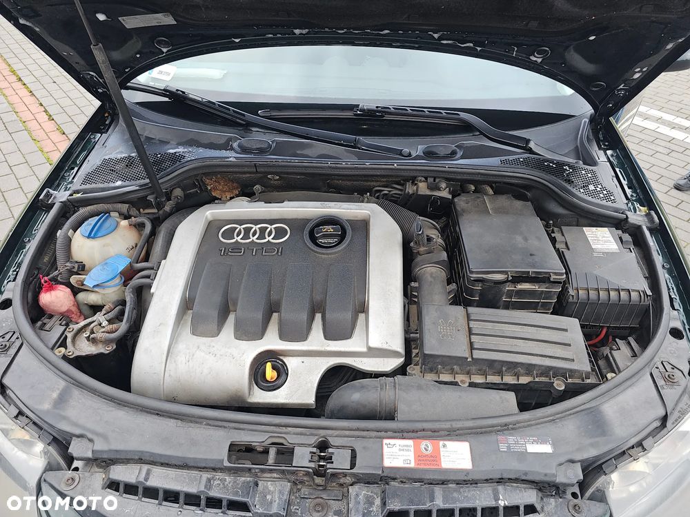 Audi A3 Sportback 1.9 TDI Ambiente - 9