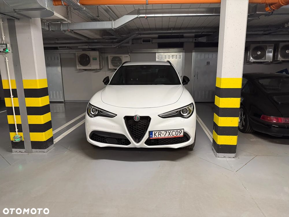 Alfa Romeo Stelvio 2.0 Turbo Veloce Q4 - 6