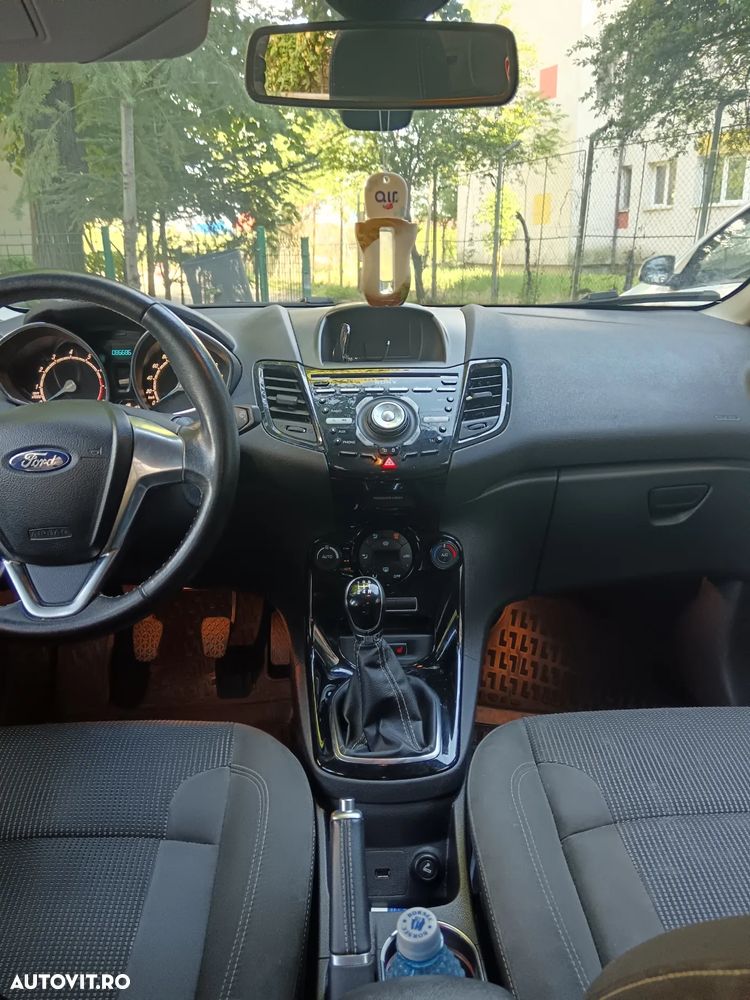 Ford Fiesta 1.0 Start Stop Titanium - 4