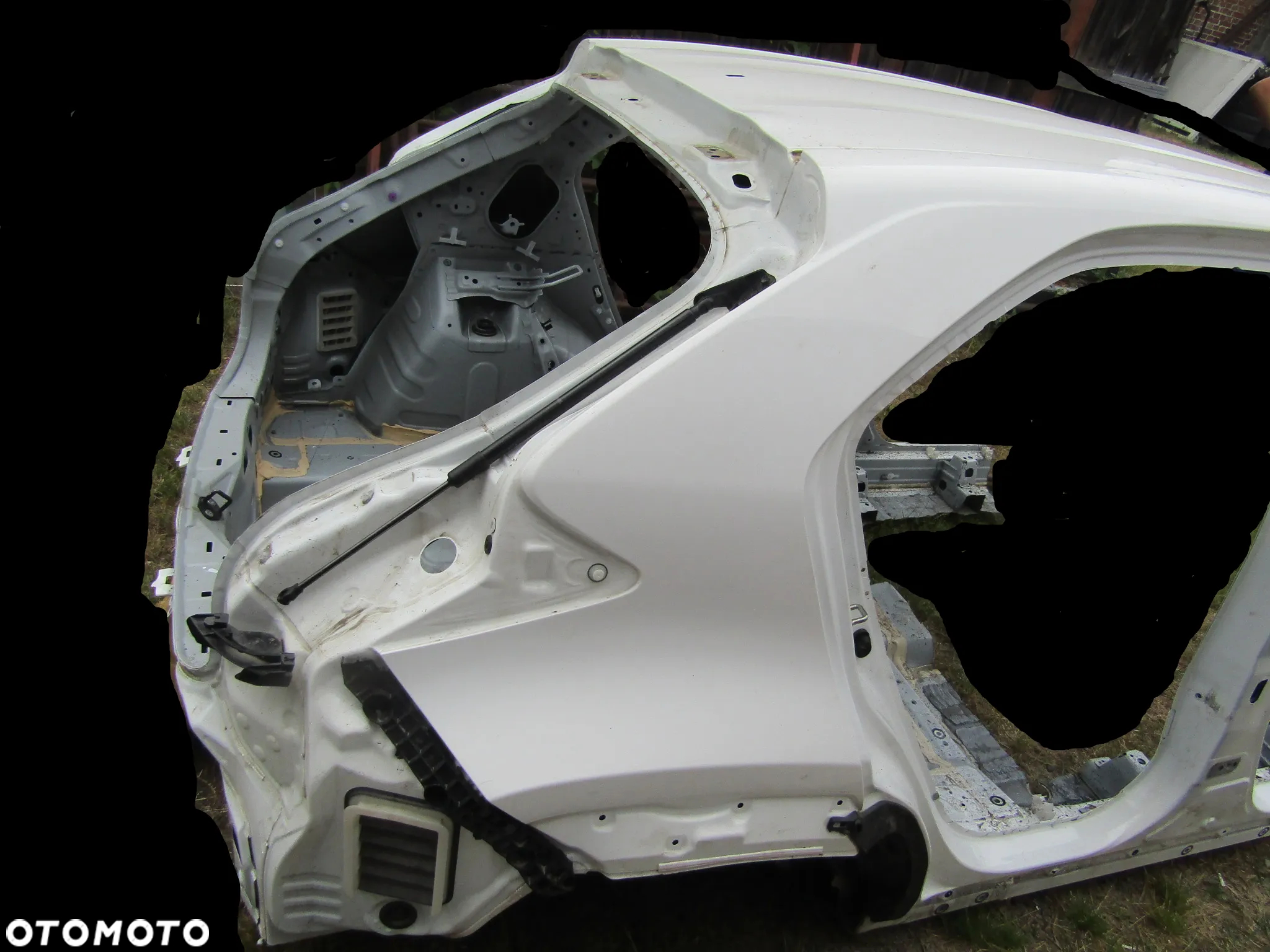 TOYOTA YARIS CROSS TYŁ Z DACHEM CAŁOŚĆ 21 25R 040 - 3