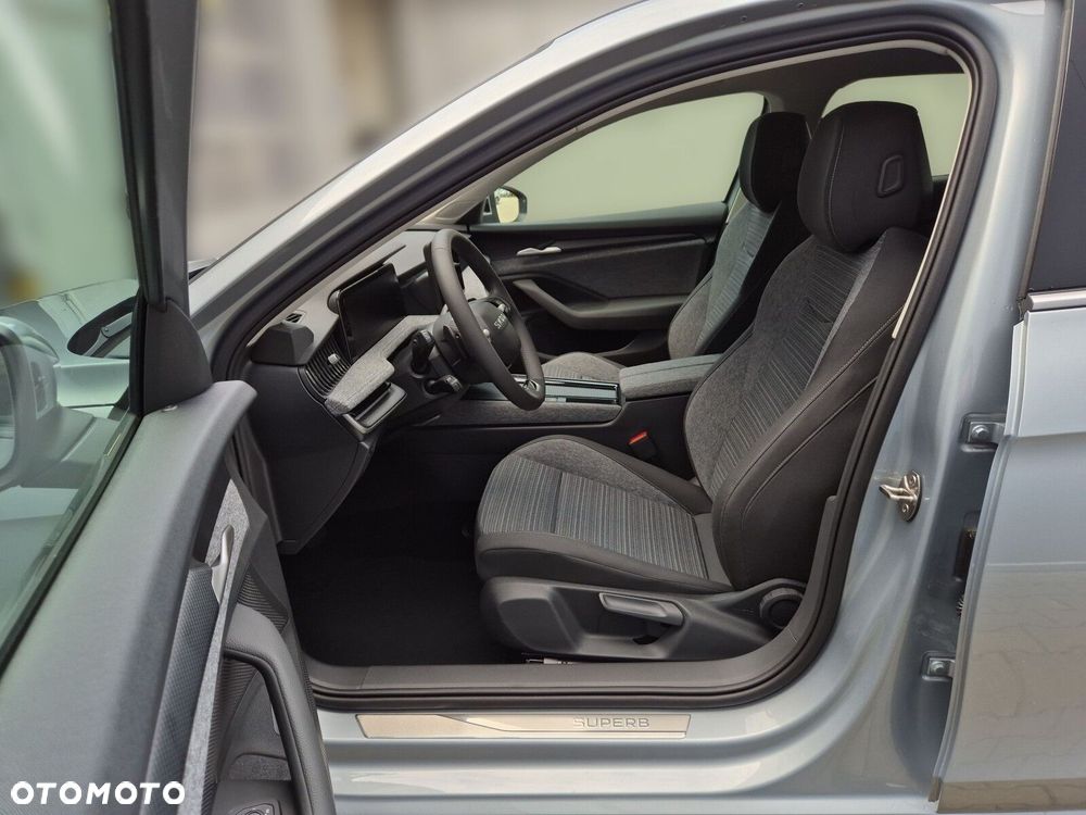 Skoda Superb 1.5 TSI mHEV Drive DSG - 19