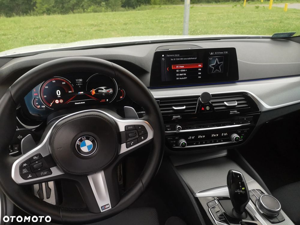 BMW Seria 5 530i M Sport sport - 12