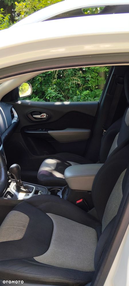 Jeep Cherokee 3.2 V6 Pentastar Active Drive I Automatik Limited - 6