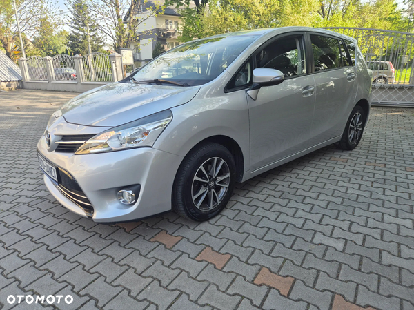 Toyota Verso 1.8 5-Sitzer Executive