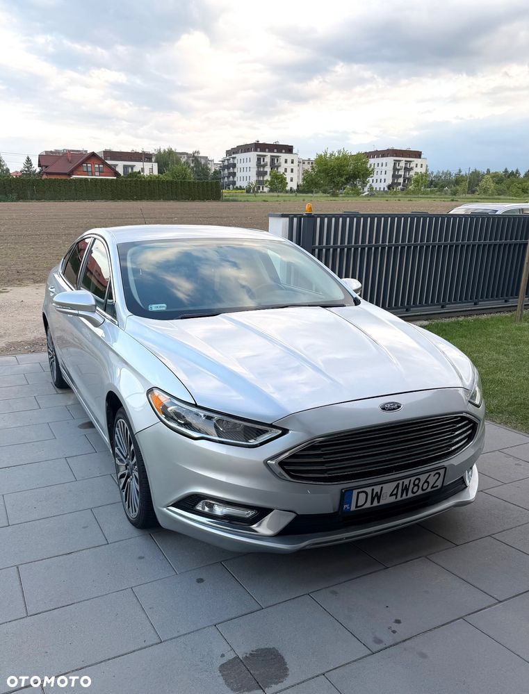 Ford Fusion - 1