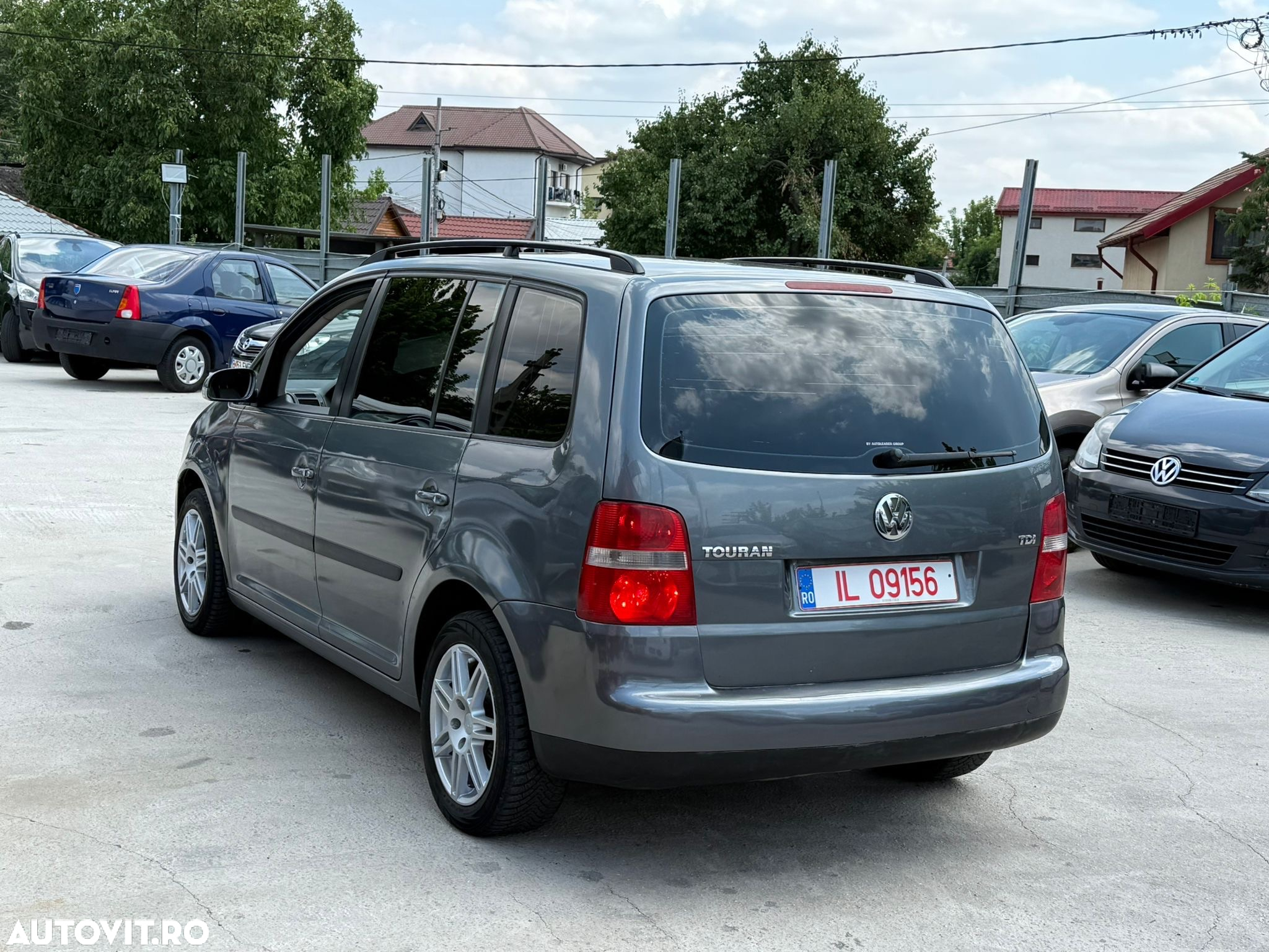 Volkswagen Touran 1.9 TDI - 5