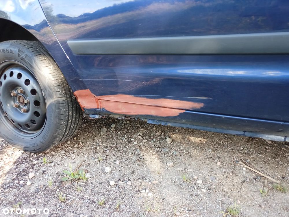 Volkswagen Sharan 1.9 TDI Basis - 10