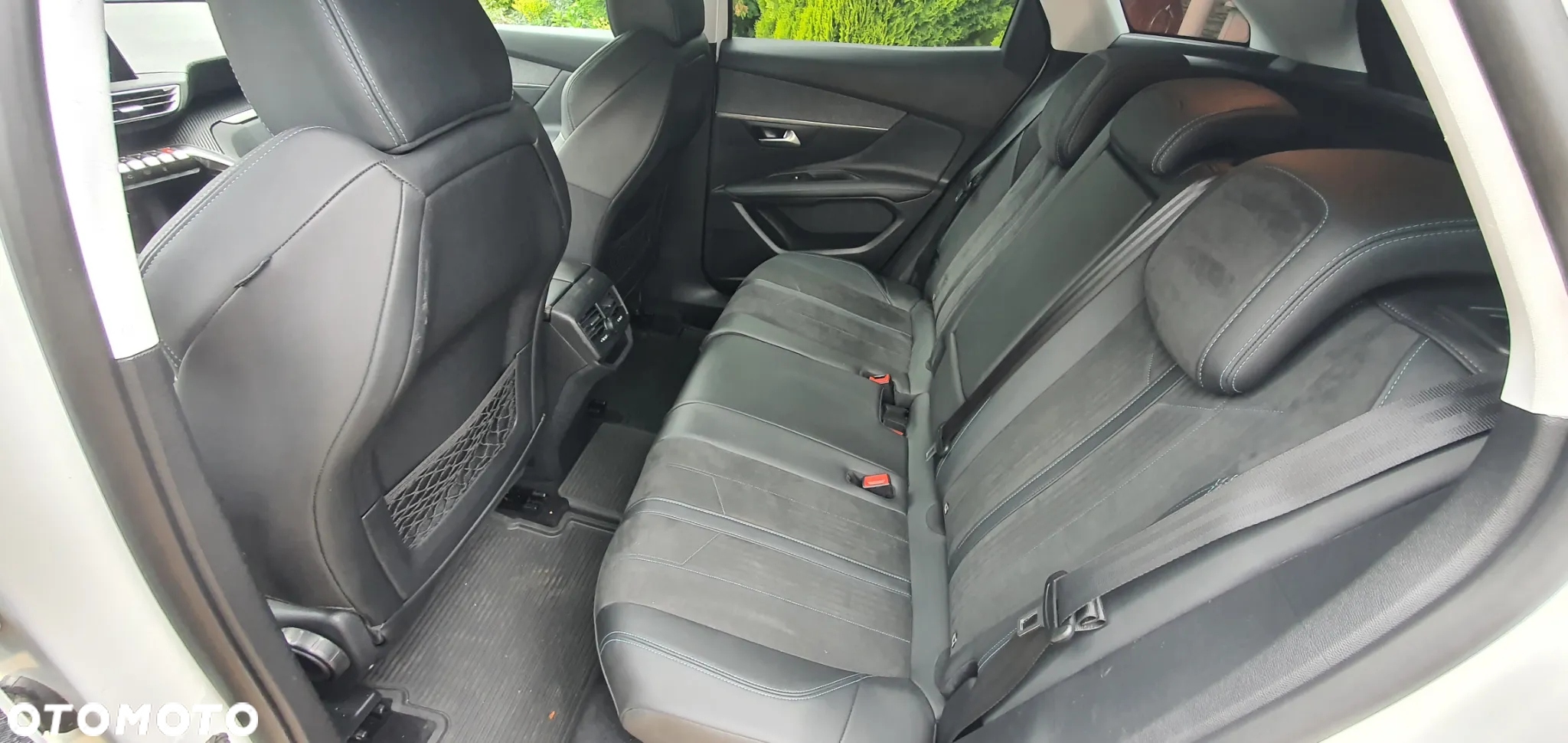 Peugeot 3008 1.5 BlueHDi Allure S&S - 16
