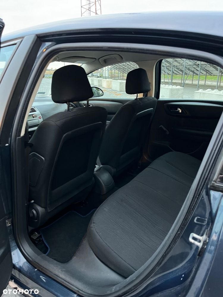 Citroën C4 1.4 16V SX - 15