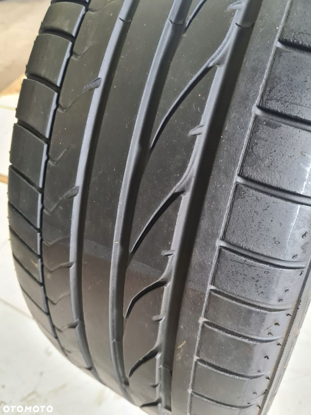 Bridgestone Potenza RE050A 245/45R17 95 Y runflat - 3