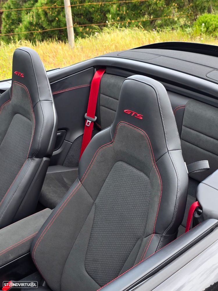 Porsche 911 (992) Carrera GTS - 19