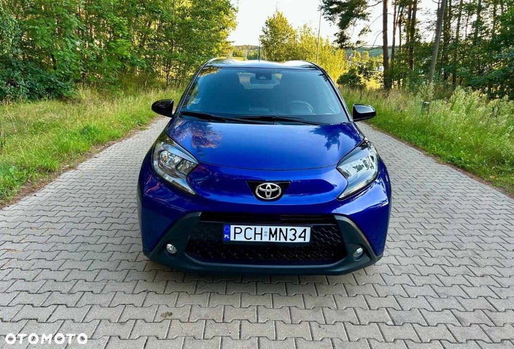 Toyota Aygo x.shift x-play connect - 2