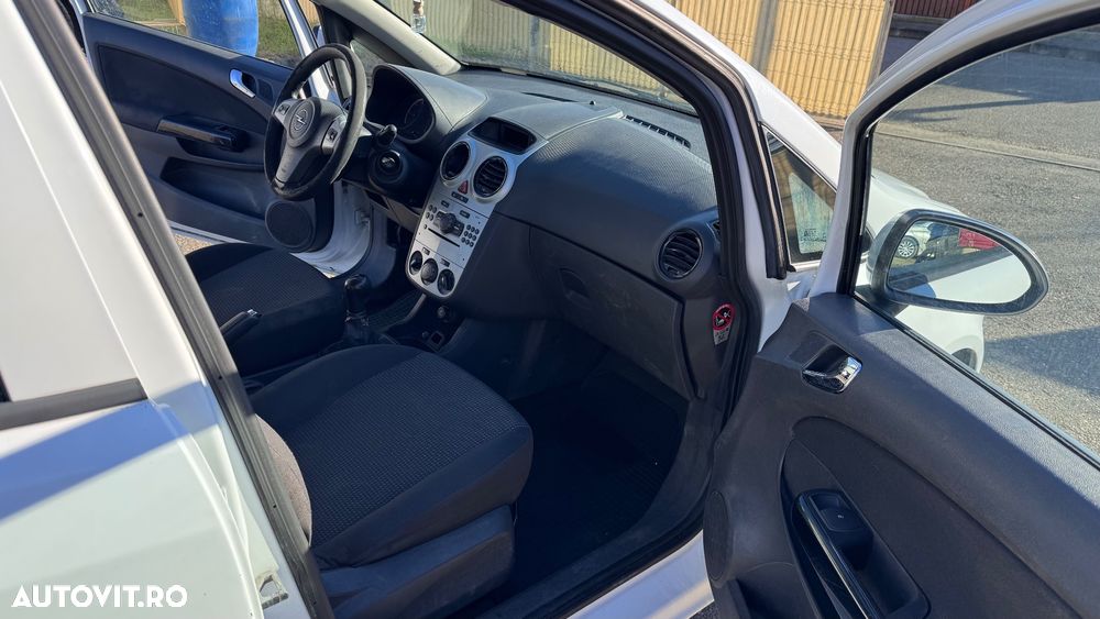 Opel Corsa 1.3 CDTI DPF EcoFLEX Active - 6