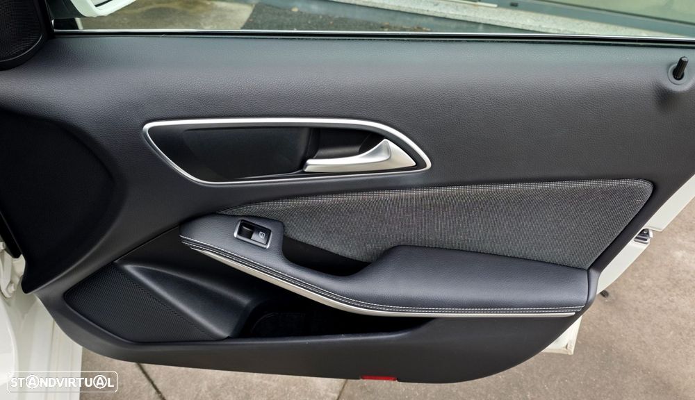 Mercedes-Benz A 180 d Urban - 21