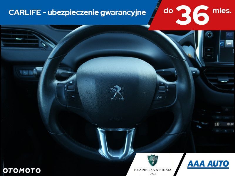 Peugeot 208 - 18
