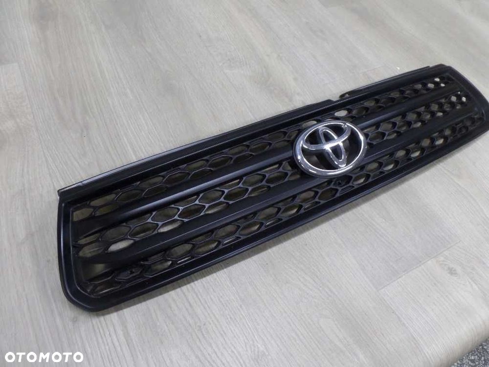 TOYOTA RAV4 II 00-05 ATRAPA CHLODNICY 53111-42130 - 9